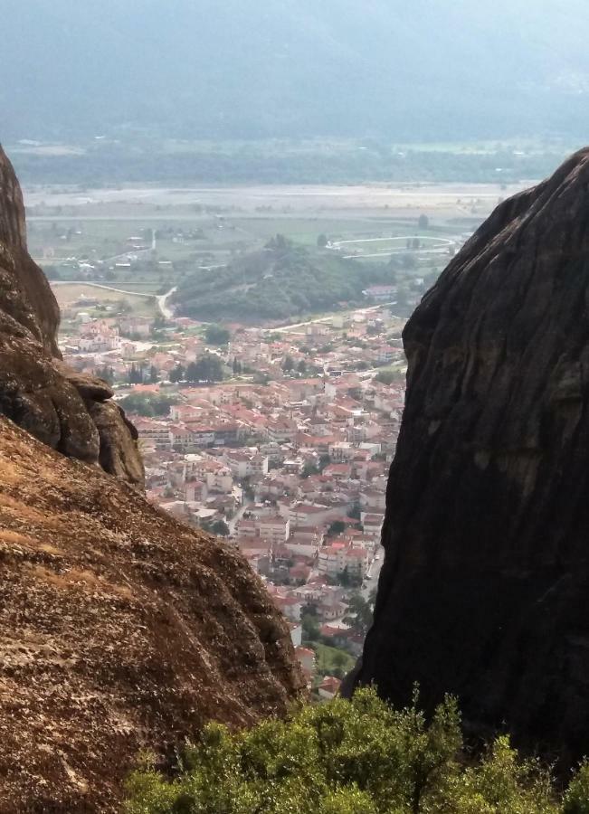 Vista Delle Rocce Villa Kalampáka Luaran gambar